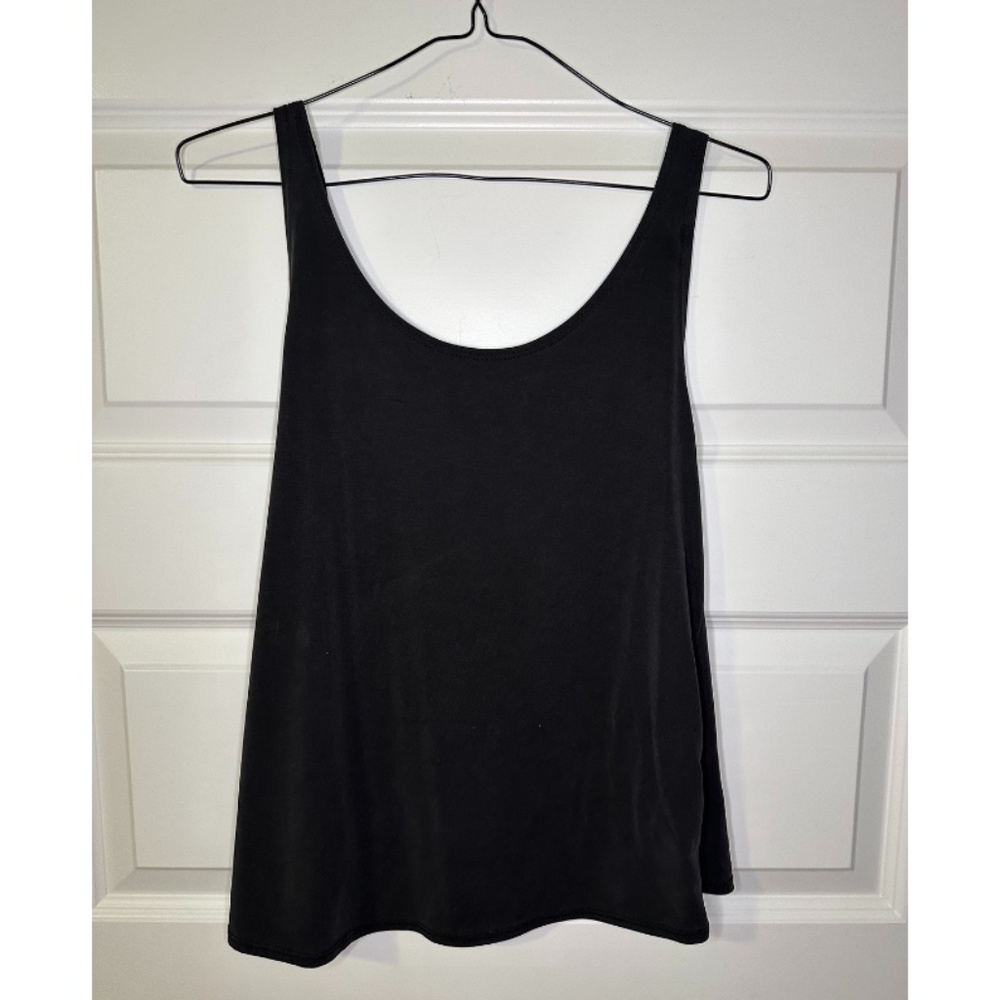 Buckle Black Tank Top
